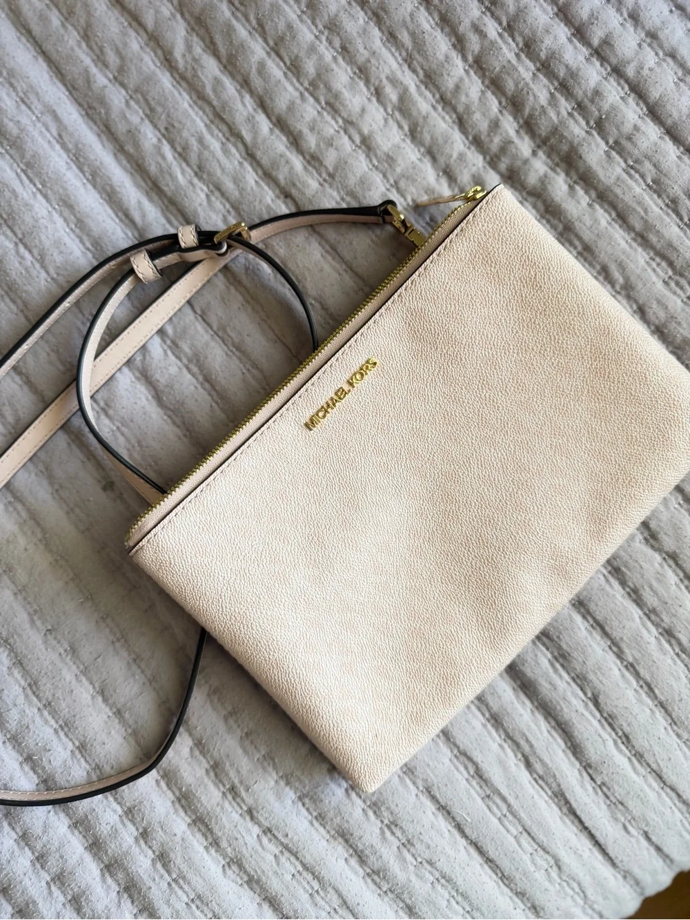 Michael Kors Pebbled Leather Crossbody Bag in Light Pink